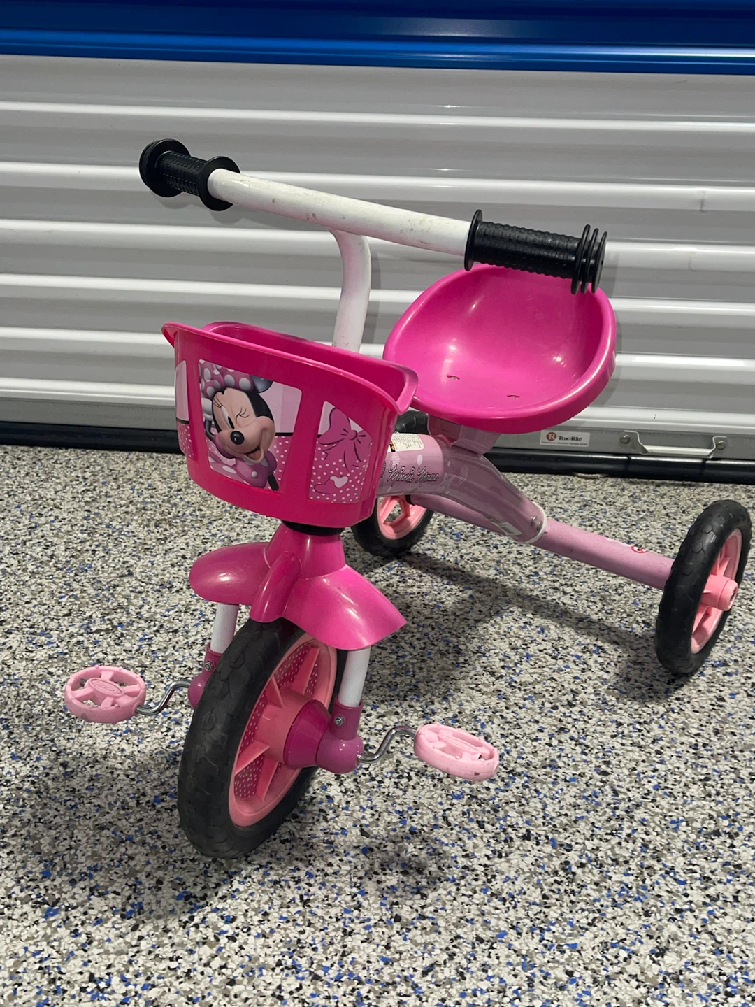 Pink Minnie Mouse Tricycle