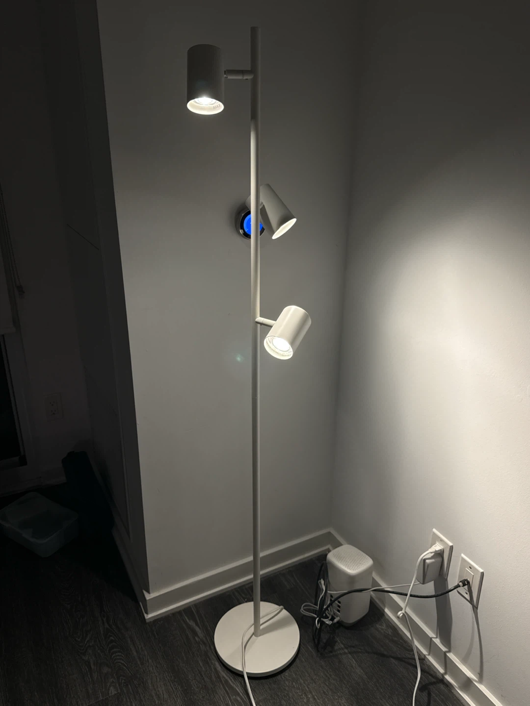 New White 3-Head Floor Lamp