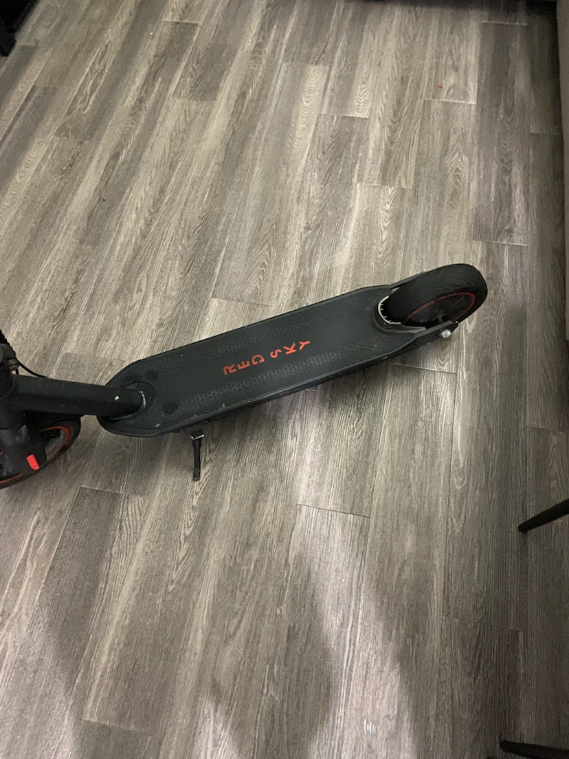 Broken VOLT Electric Scooter - photo 2