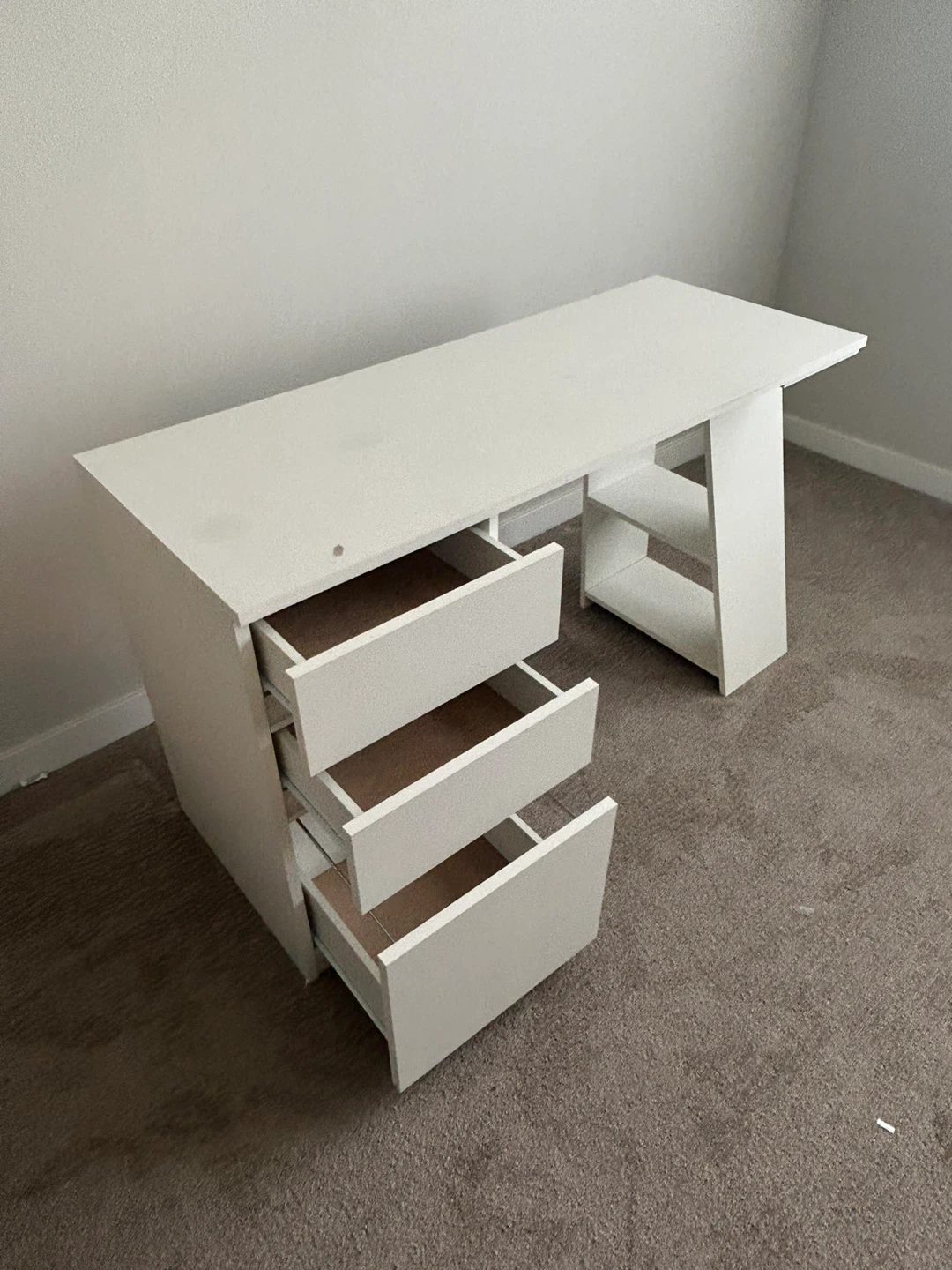 White Desk with Drawers and Shelves - photo 2