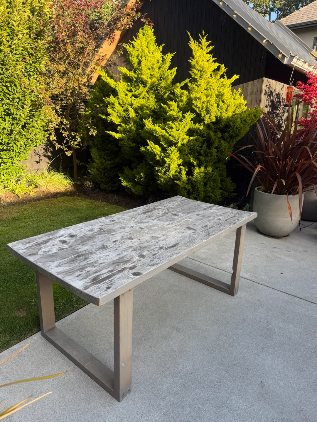 Outdoor Table - photo 2