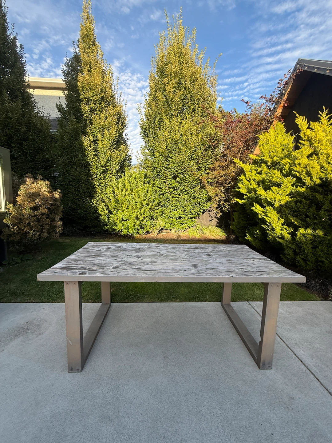 Outdoor Table - photo 3