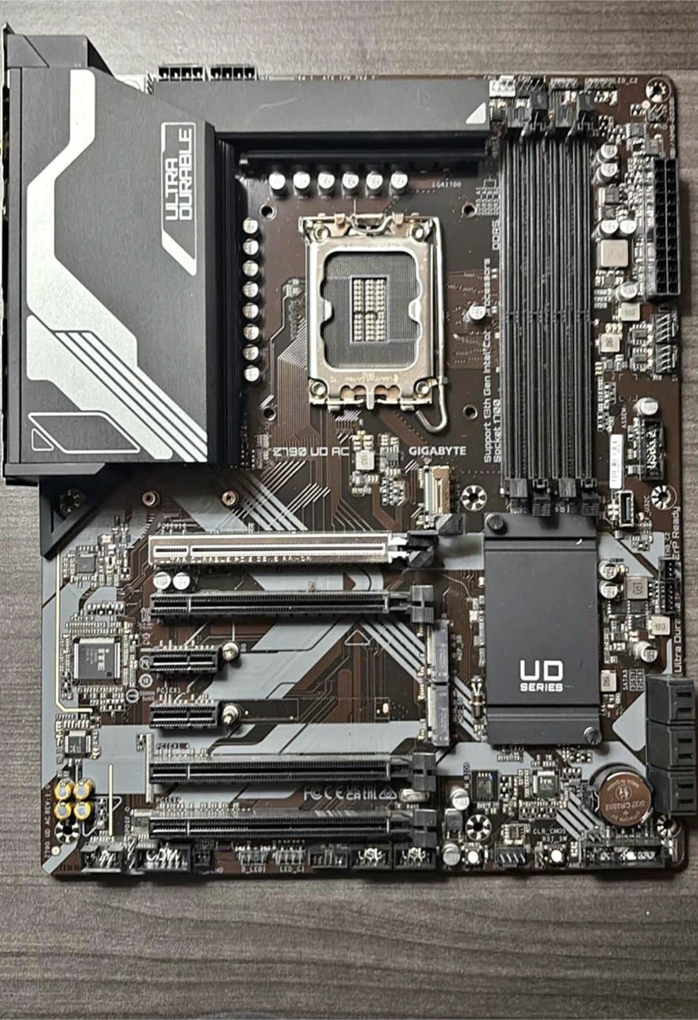 🔥 i7-13700F + GIGABYTE Z790 UD AC DDR5 - photo 2