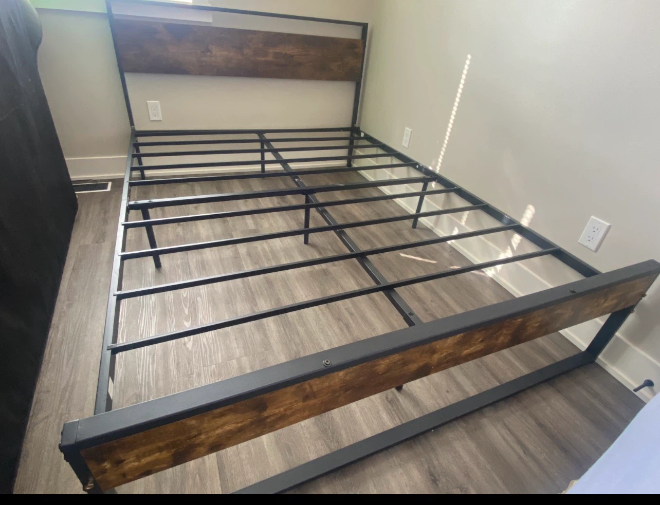 Metal Queen Bed Frame - photo 3