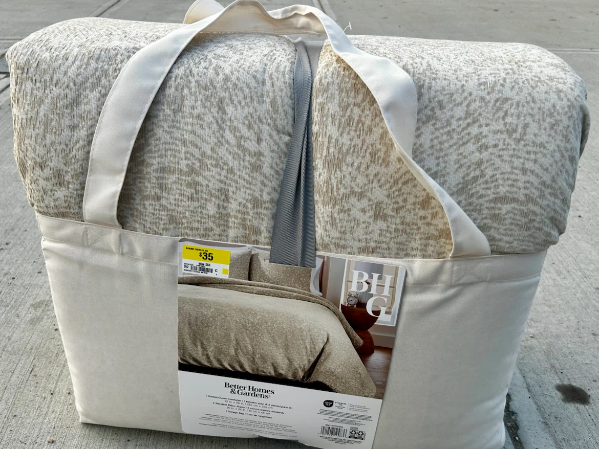 Better Homes & Garden Almond  Double/Queen Comforter Set