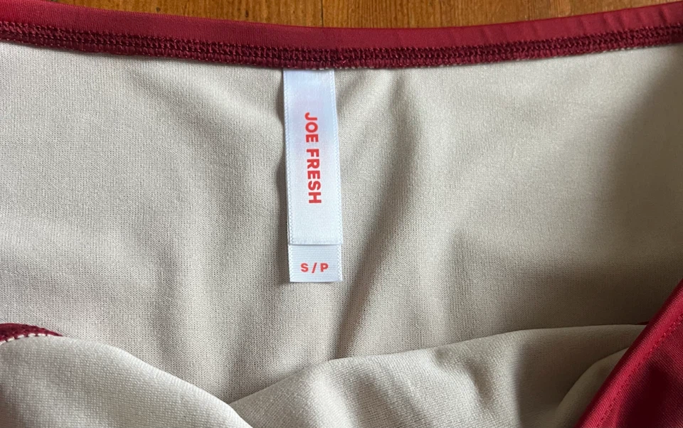 BNWT Joe Fresh Red Bikini Bottoms - Size S/P - photo 4