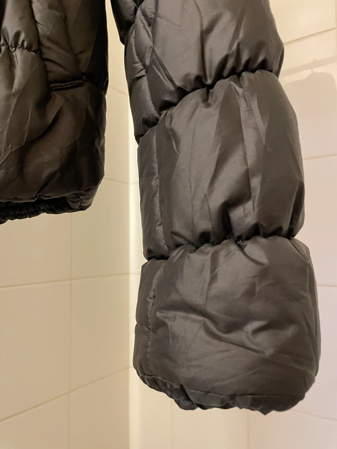 Black Puffer Jacket with Hood - photo 4