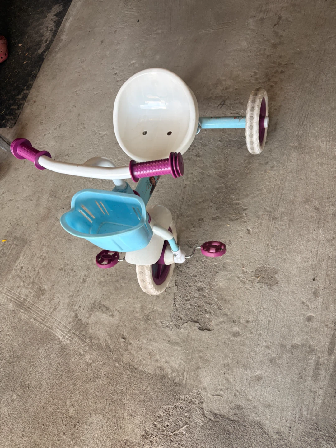 Blue and White Tricycle with Basket - photo 2