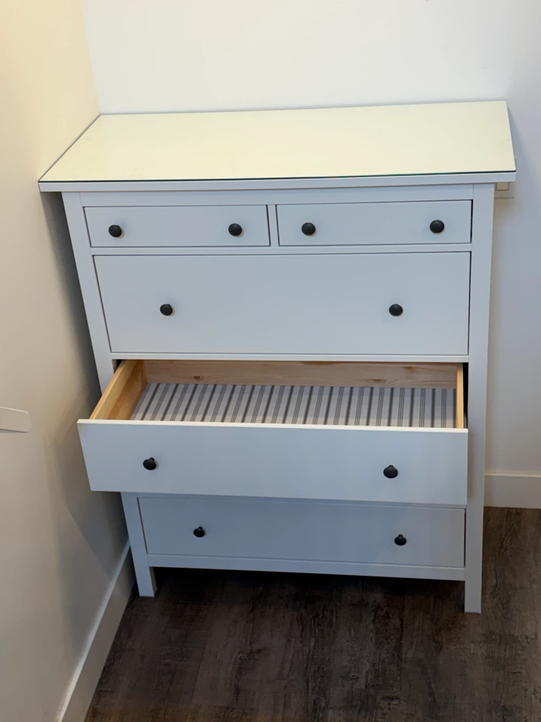 IKEA HEMNES Tall white dresser with glass top - photo 4