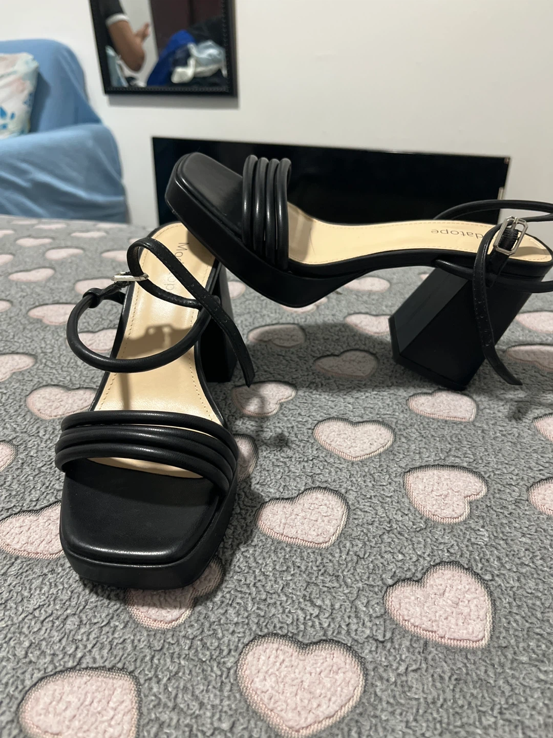 Modatope Black Strappy Block Heel Sandals - photo 2