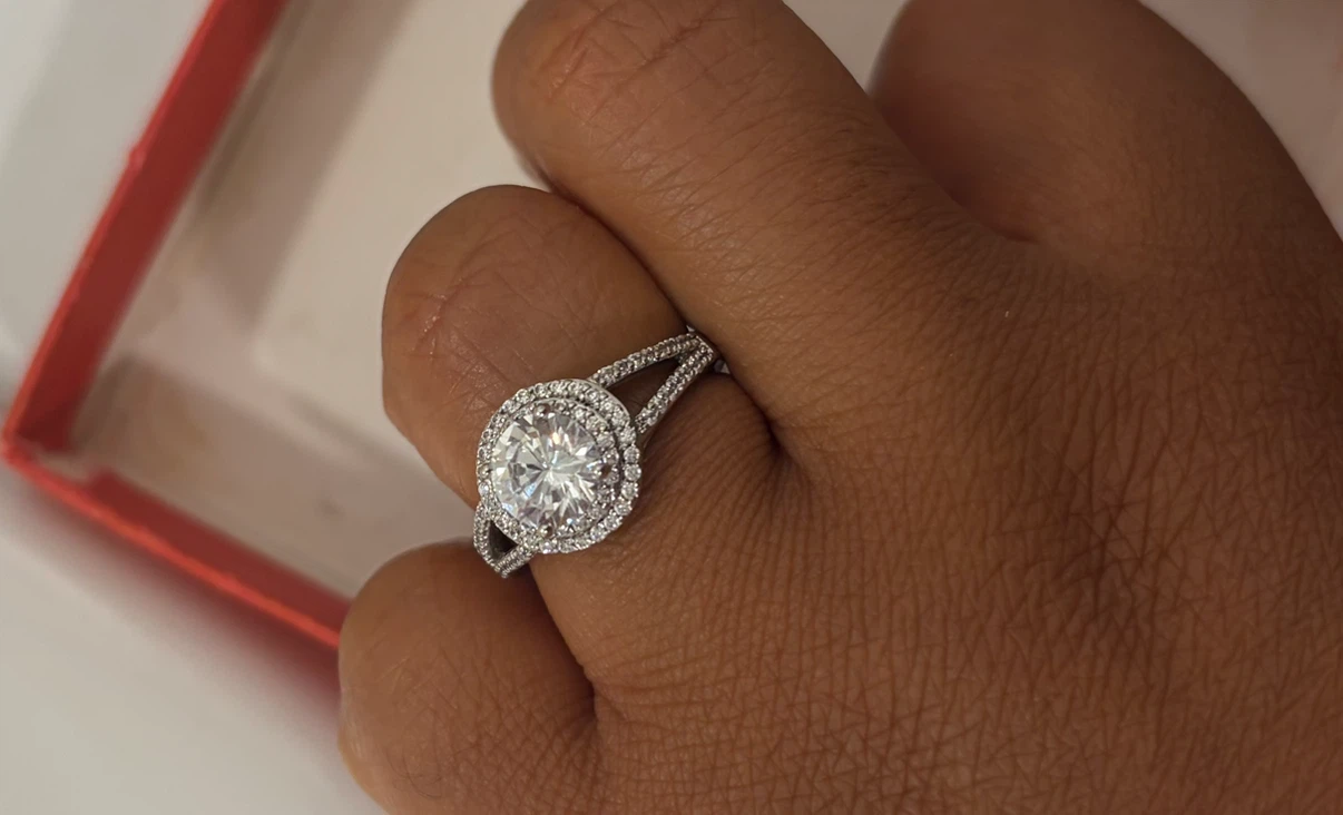 Women's Halo Engagement Ring
