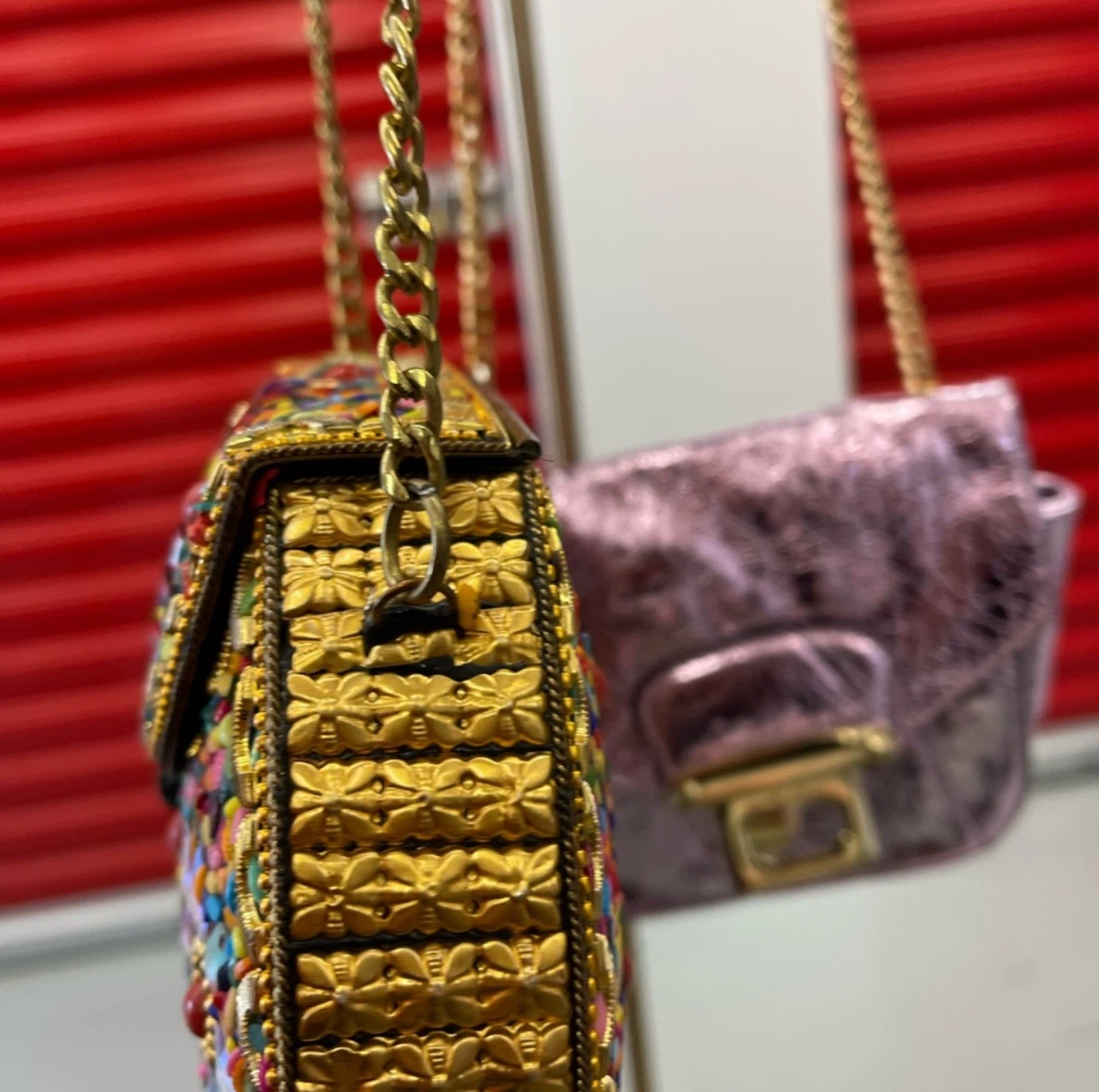 2 Gold Chain Purses - photo 4