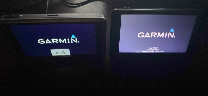 Garmin nuvi 255W GPS Navigator x2