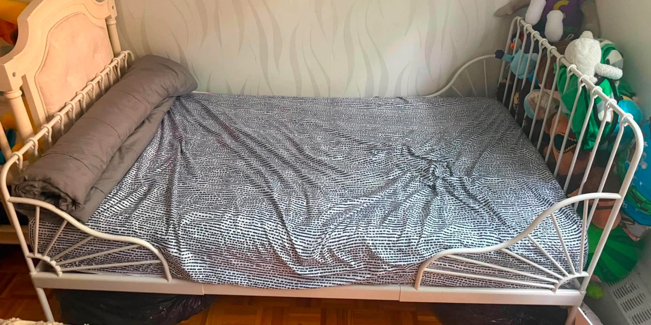 IKEA MINNEN Extendable Bed Frame - photo 4