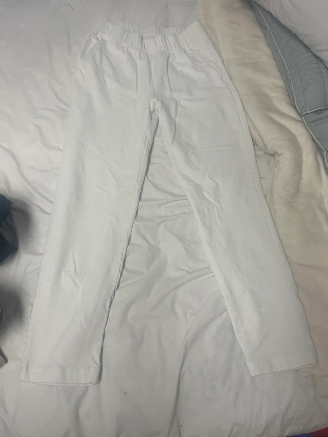 The Group Babaton White Sweatpants Size S