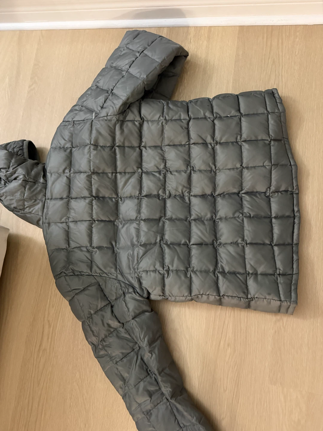 K-Way Grey Puffer men’s Jacket- size L - photo 2