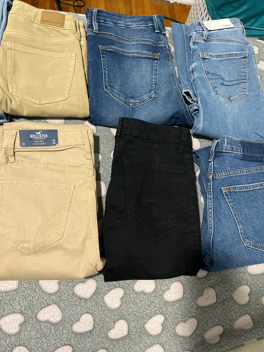 Hollister Jeans and American Eagle - photo 2