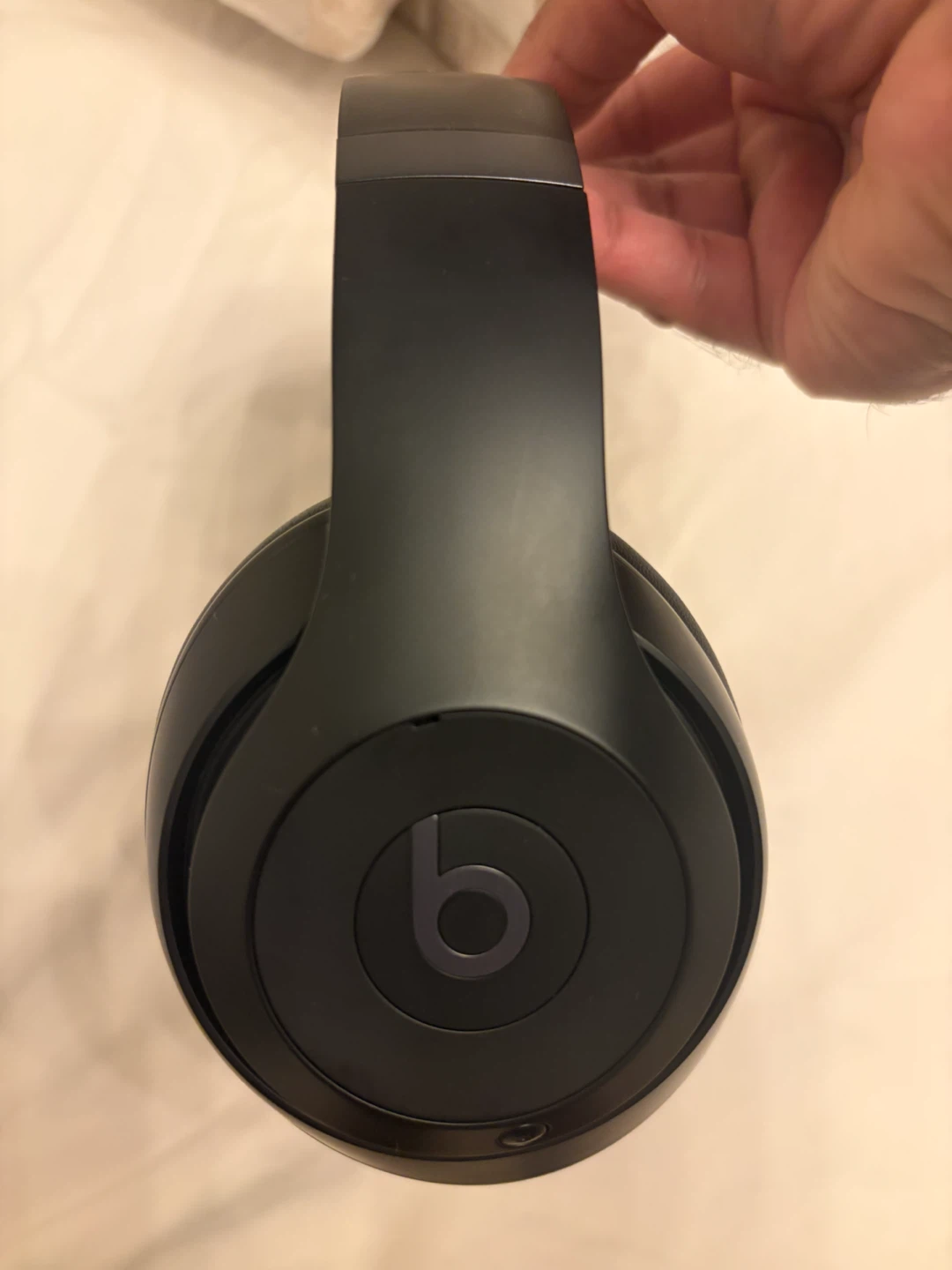 Beats Studio Pro Wireless Headphones - Black (warranty included)