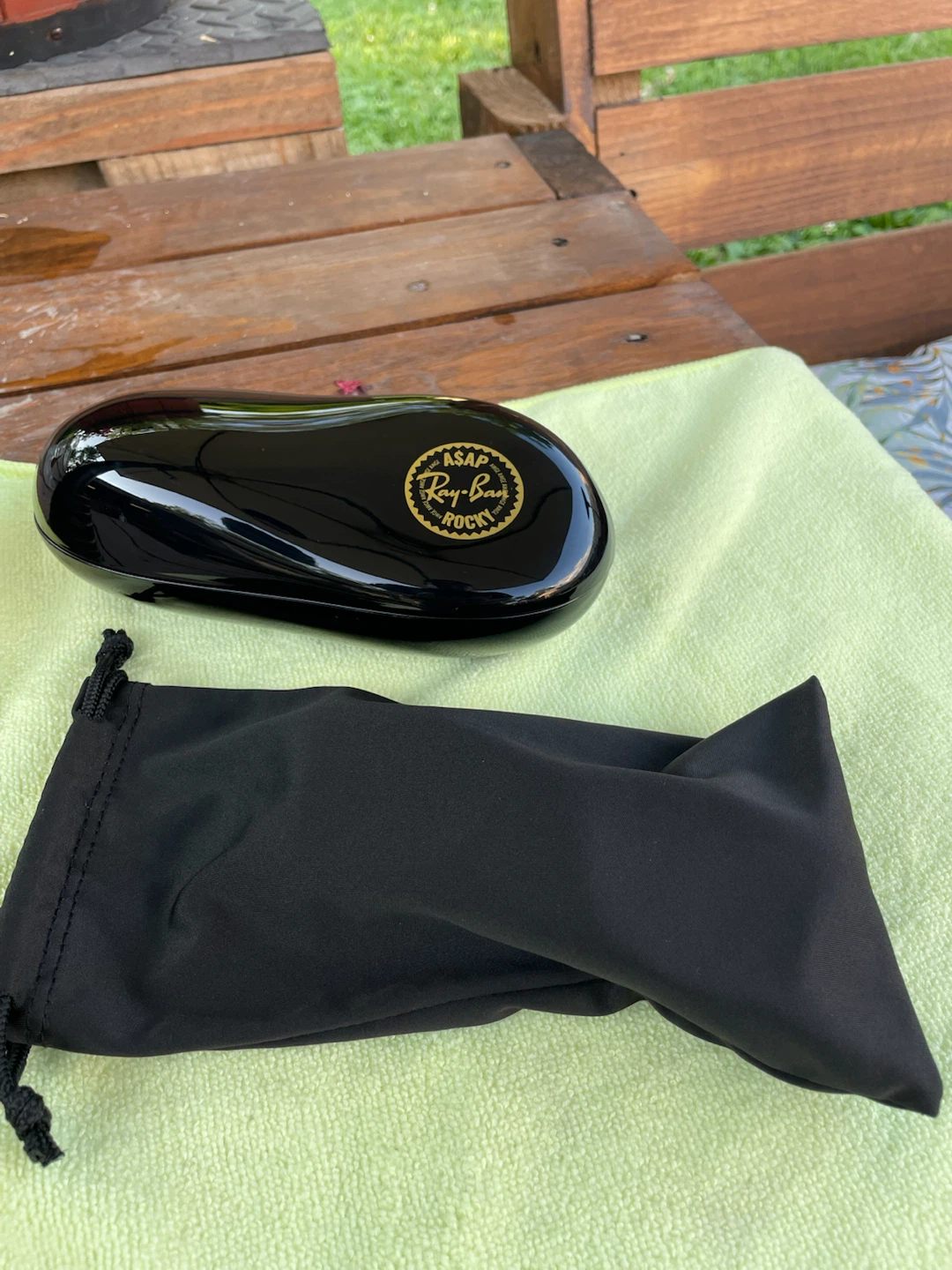 Ray-Ban Wayfarer Sunglasses with Case - photo 5