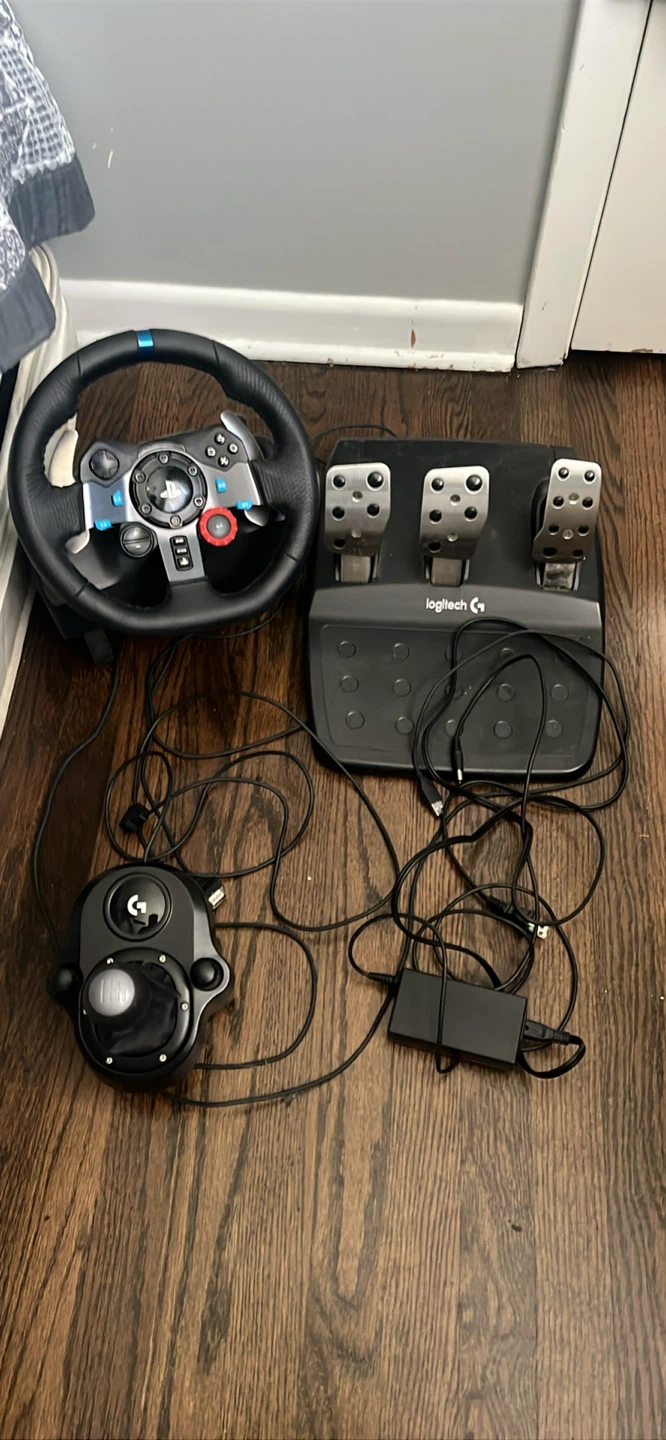 Logitech G923 Racing Wheel and Pedals with Shifter