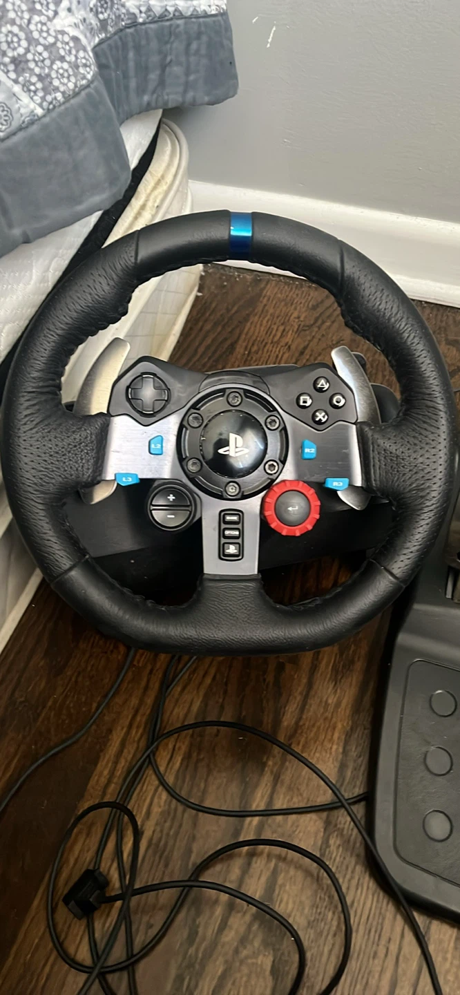 Logitech G923 Racing Wheel and Pedals with Shifter - photo 2
