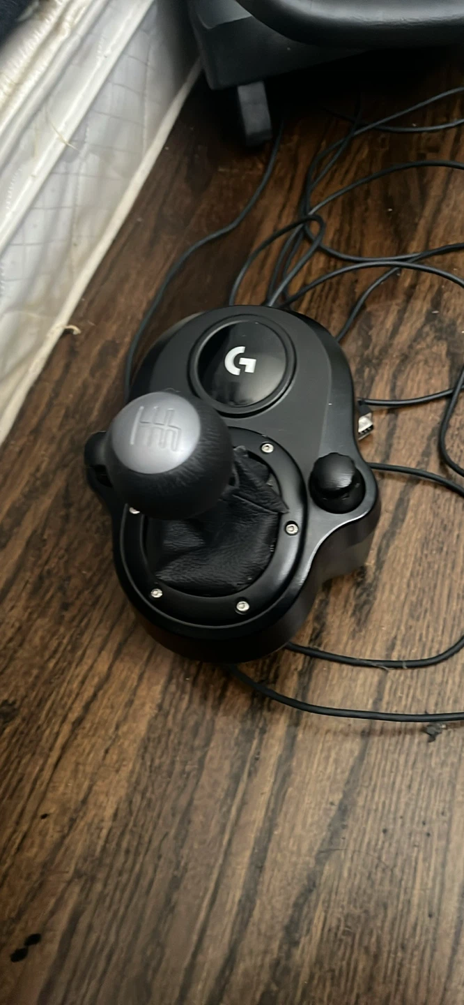 Logitech G923 Racing Wheel and Pedals with Shifter - photo 4