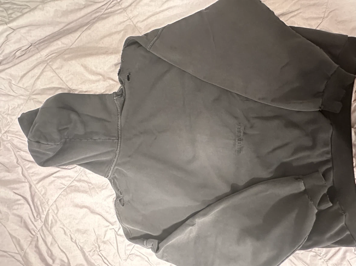 Balenciaga Paris Statue of Liberty Hoodie - photo 3