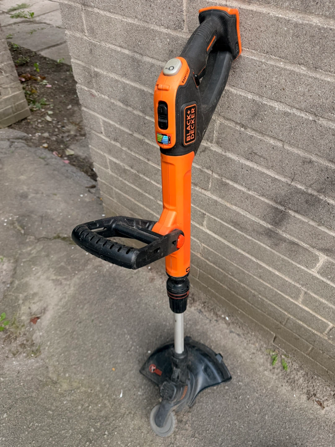 Black & Decker String Trimmer (2 pcs) - photo 2