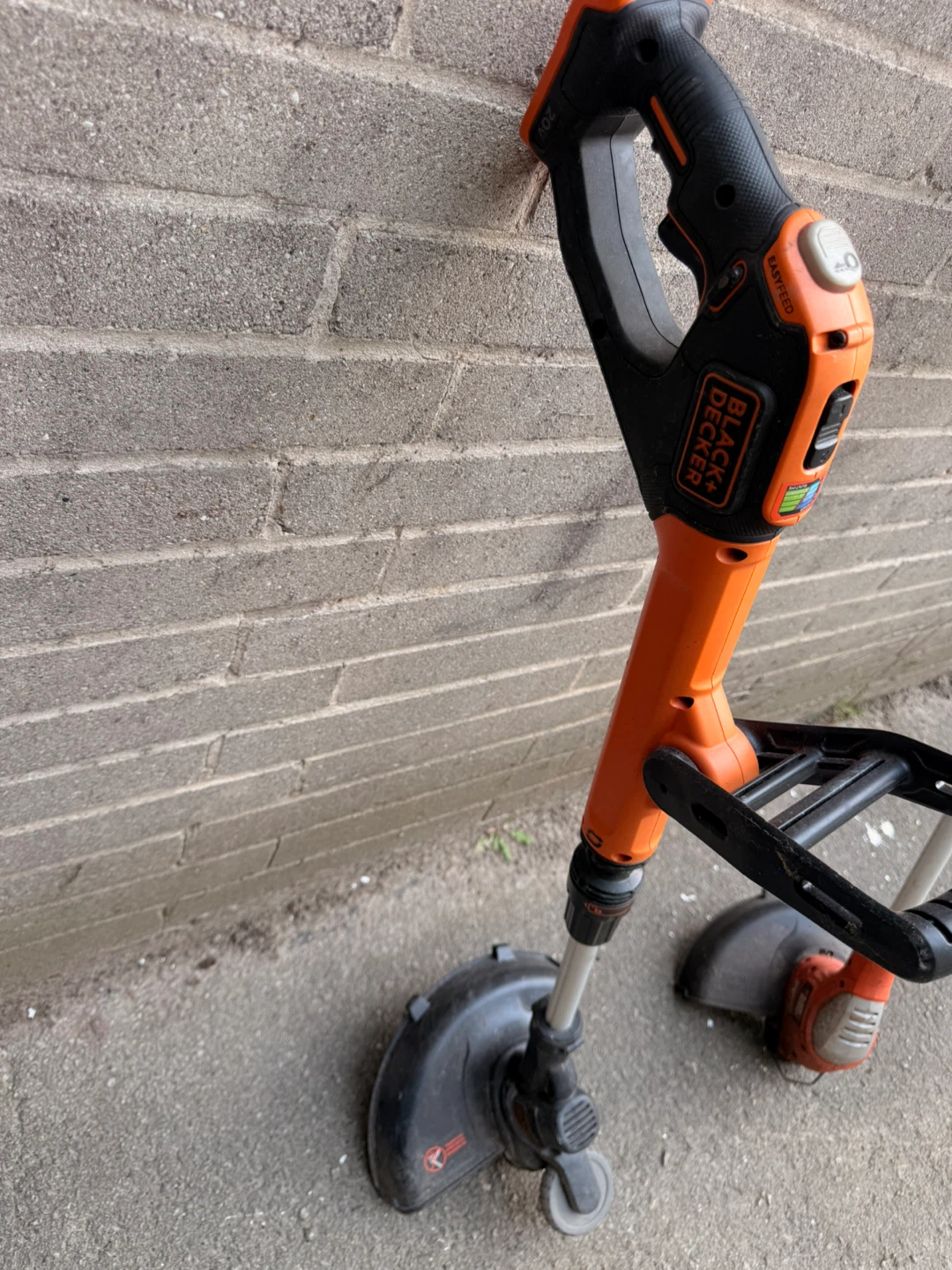 Black & Decker String Trimmer (2 pcs) - photo 3
