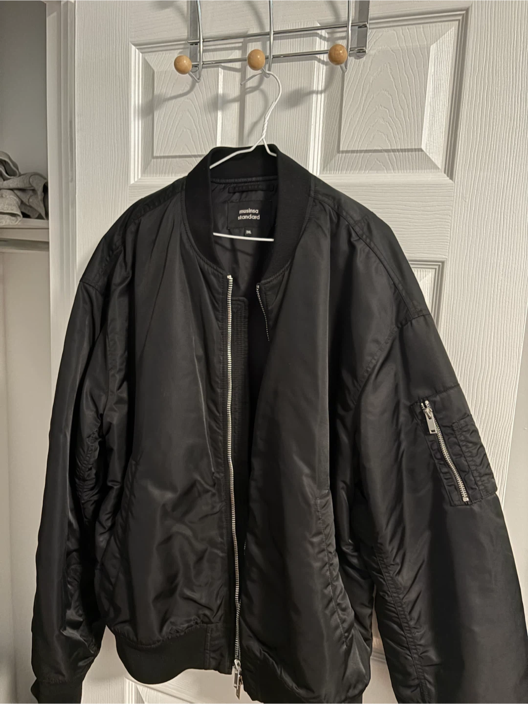 Men's Bomber Jacket (XL) - photo 2
