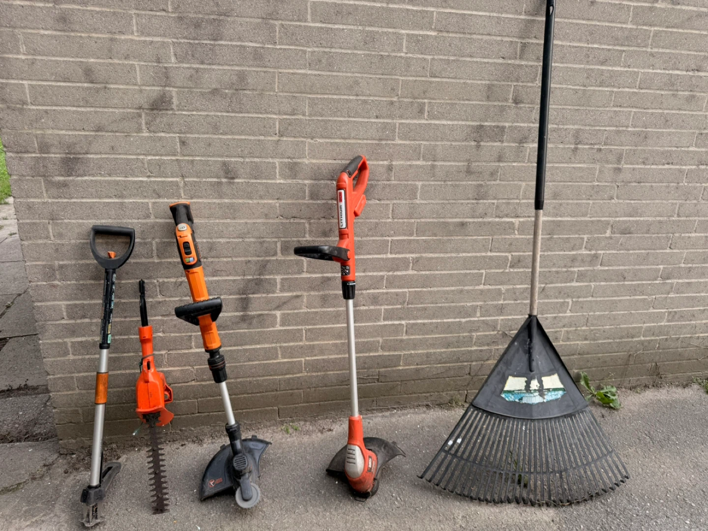 Black and Decker Garden Tools Set