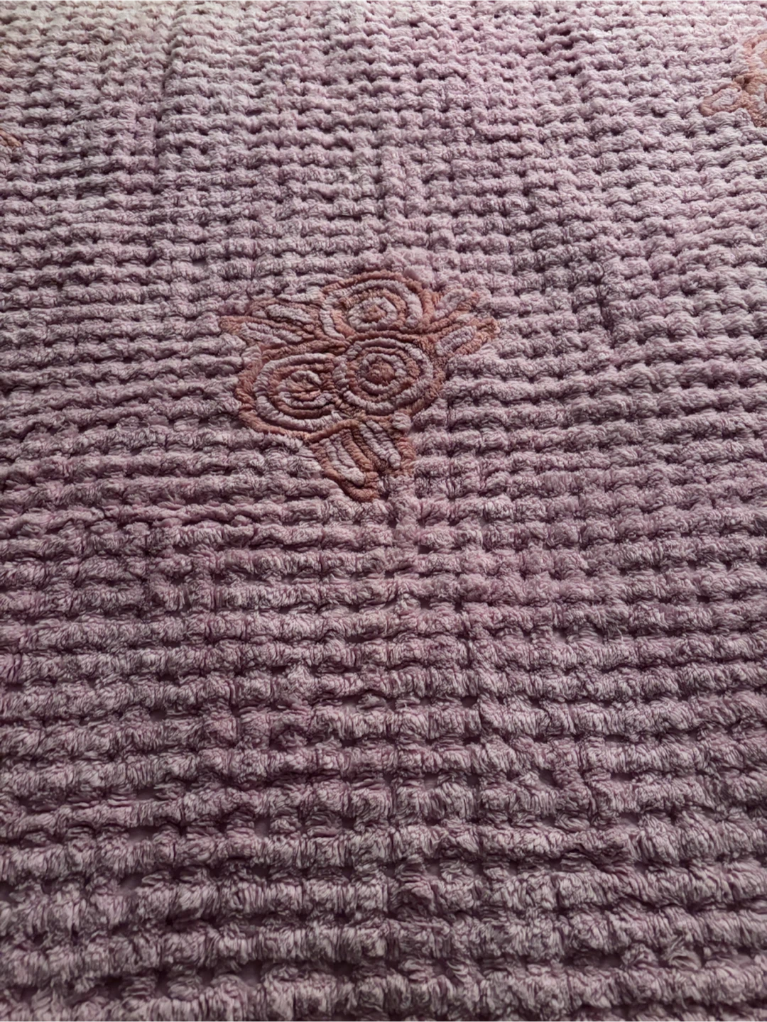 Pink chenille vintage bedspread - photo 2
