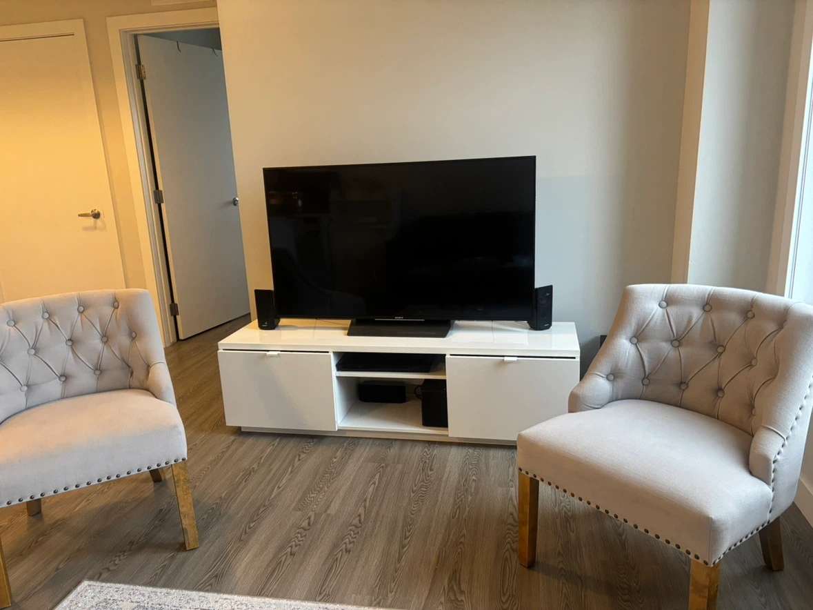 White Media Console / TV Stand - photo 3