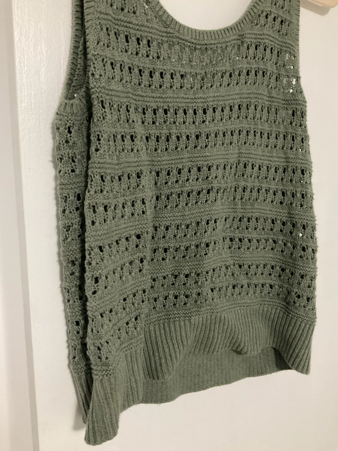 Women's Green Crochet Tank Top - photo 2