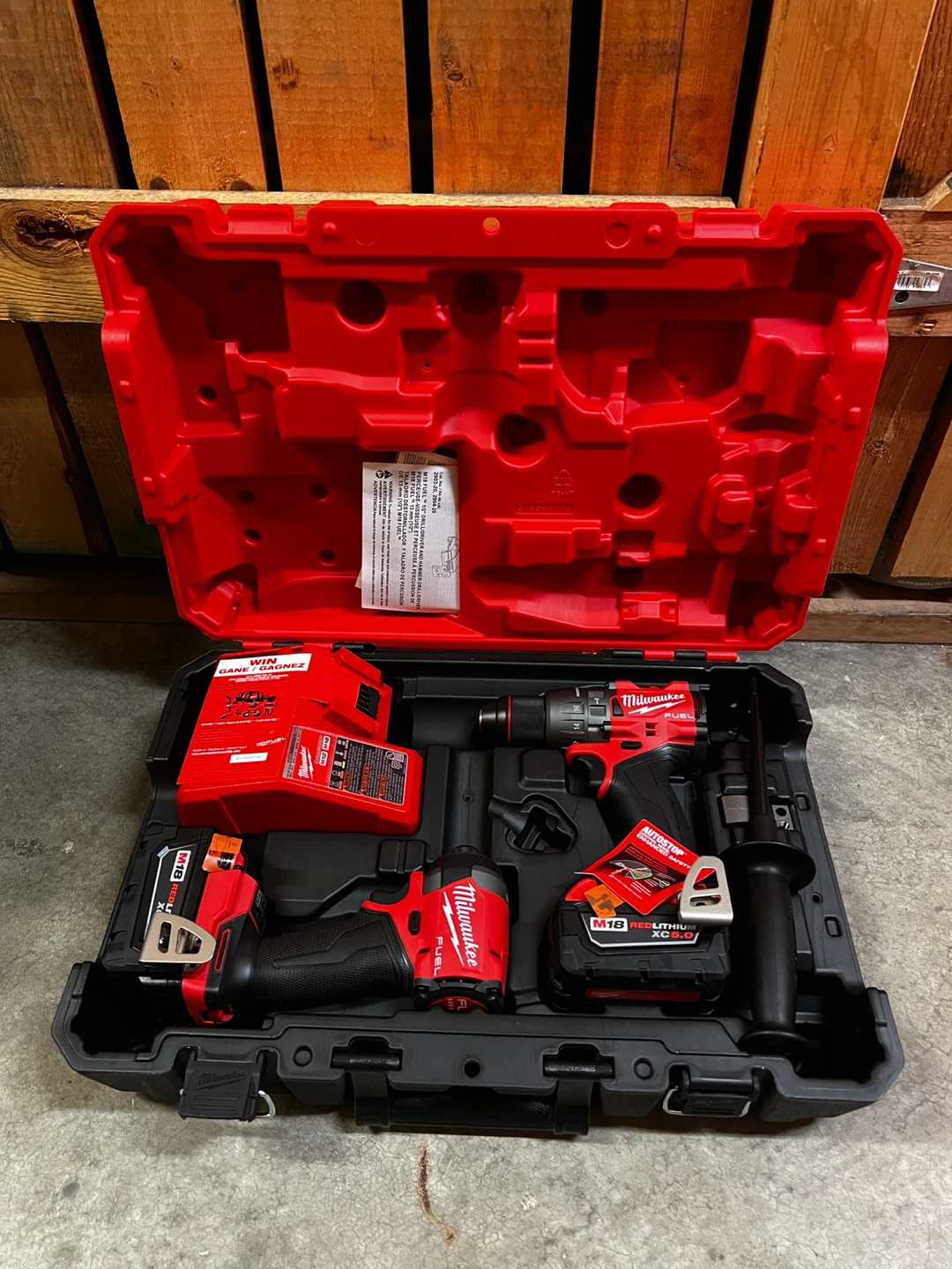 Milwaukee M18 FUEL Hammer Drill and Impact Driver Kit - photo 2