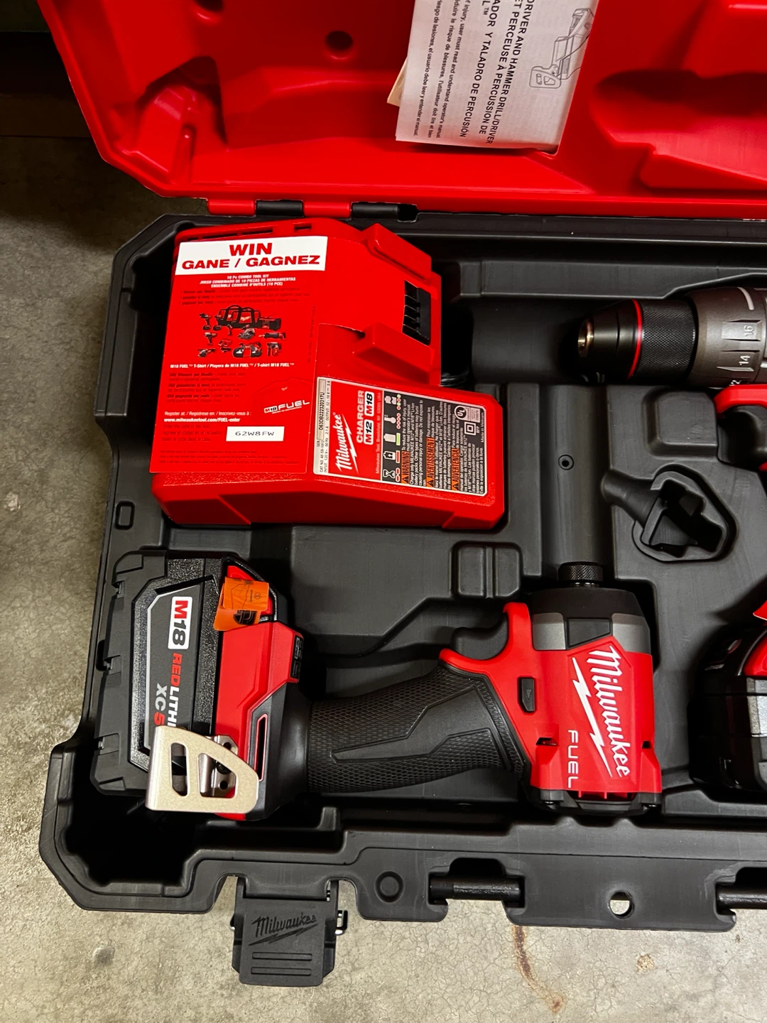 Milwaukee M18 FUEL Hammer Drill and Impact Driver Kit - photo 4