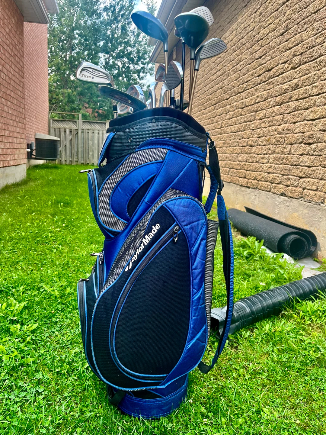 Golf clubs and bag - photo 4