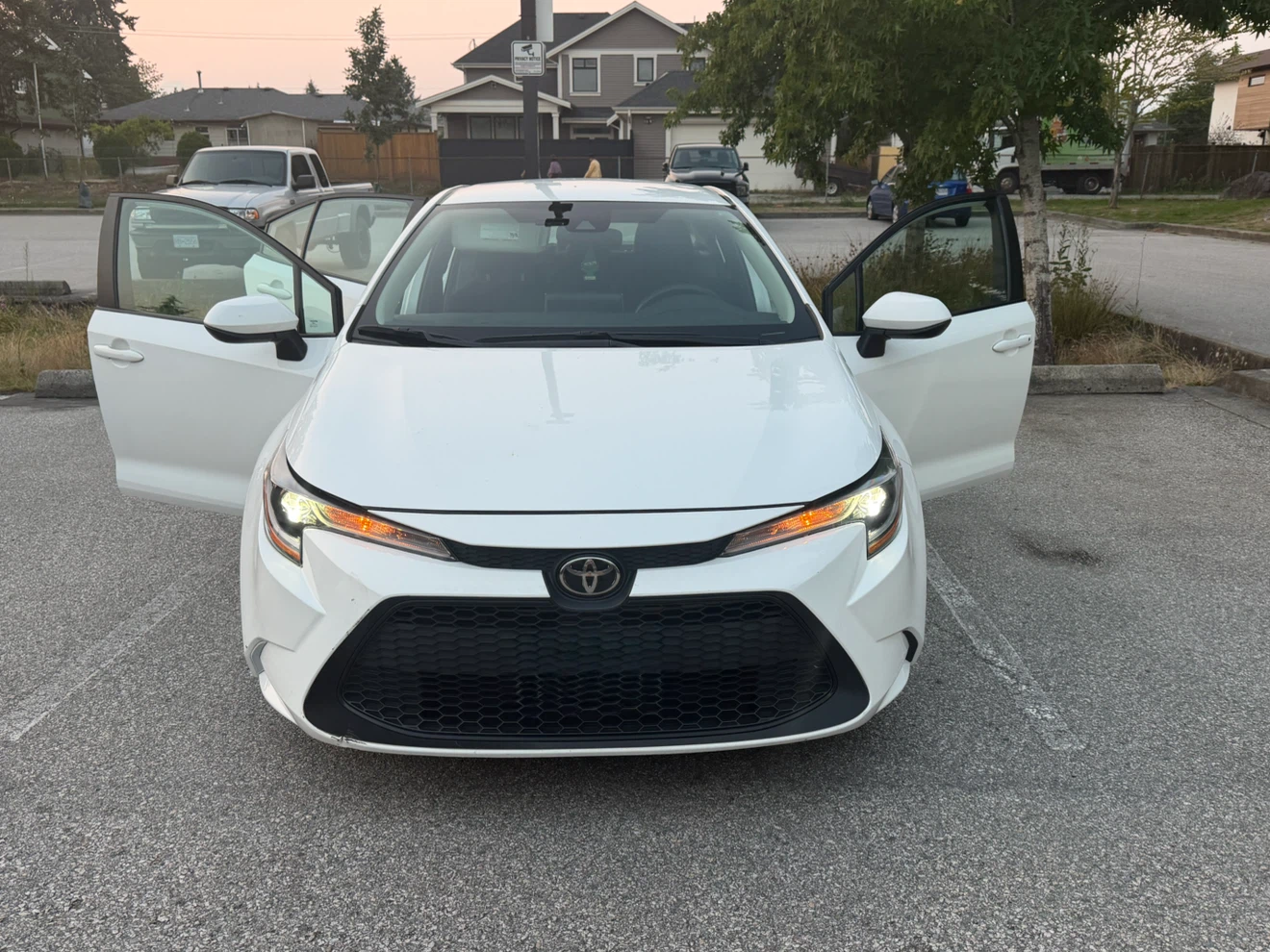 White Toyota Corolla Sedan 2021