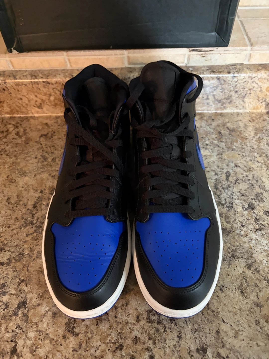 Air Jordan 1 Mid SE Royal Blue Black Sneakers - photo 4