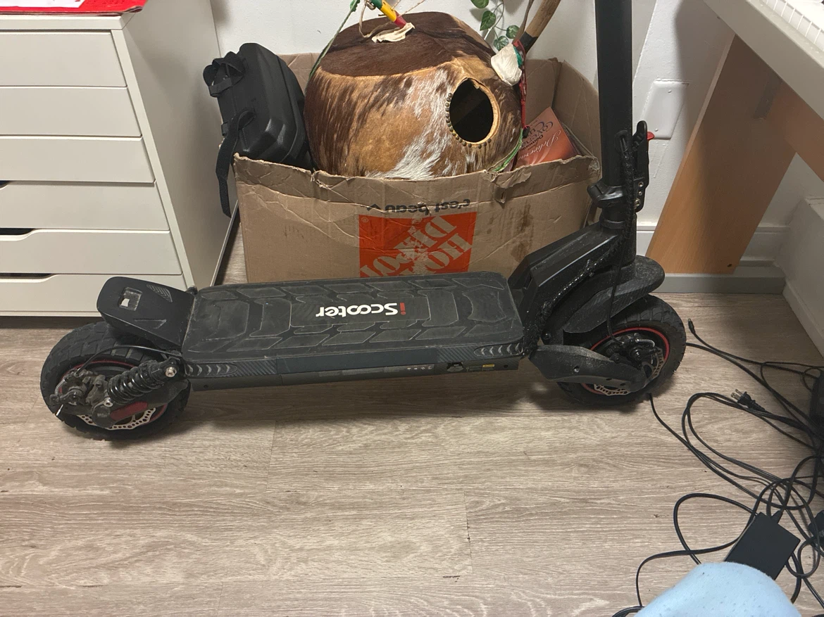 iScooter Electric Scooter hoping to trade for a kurkrin