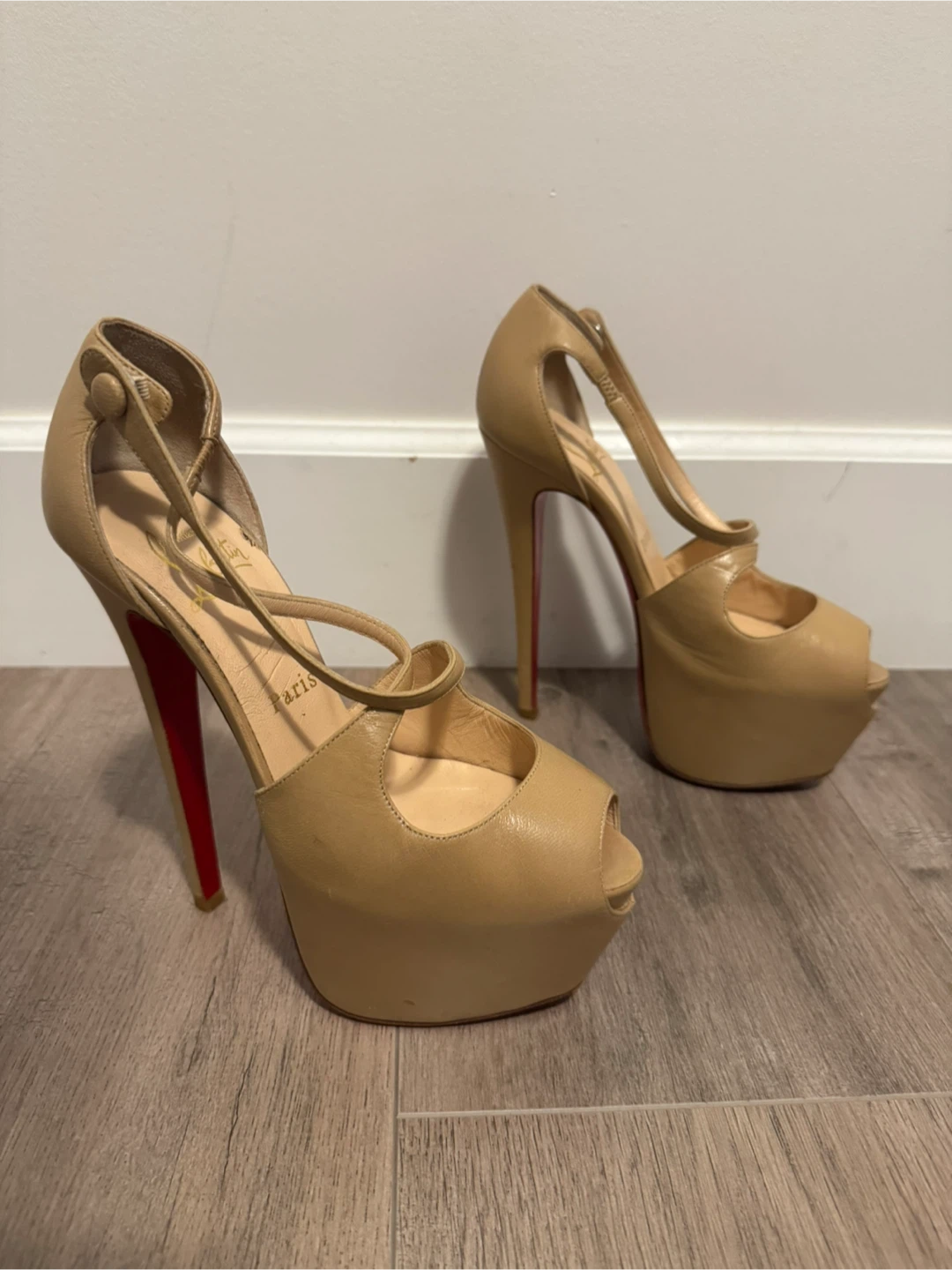 Christian Louboutin Exagona 160 Sandals size 35