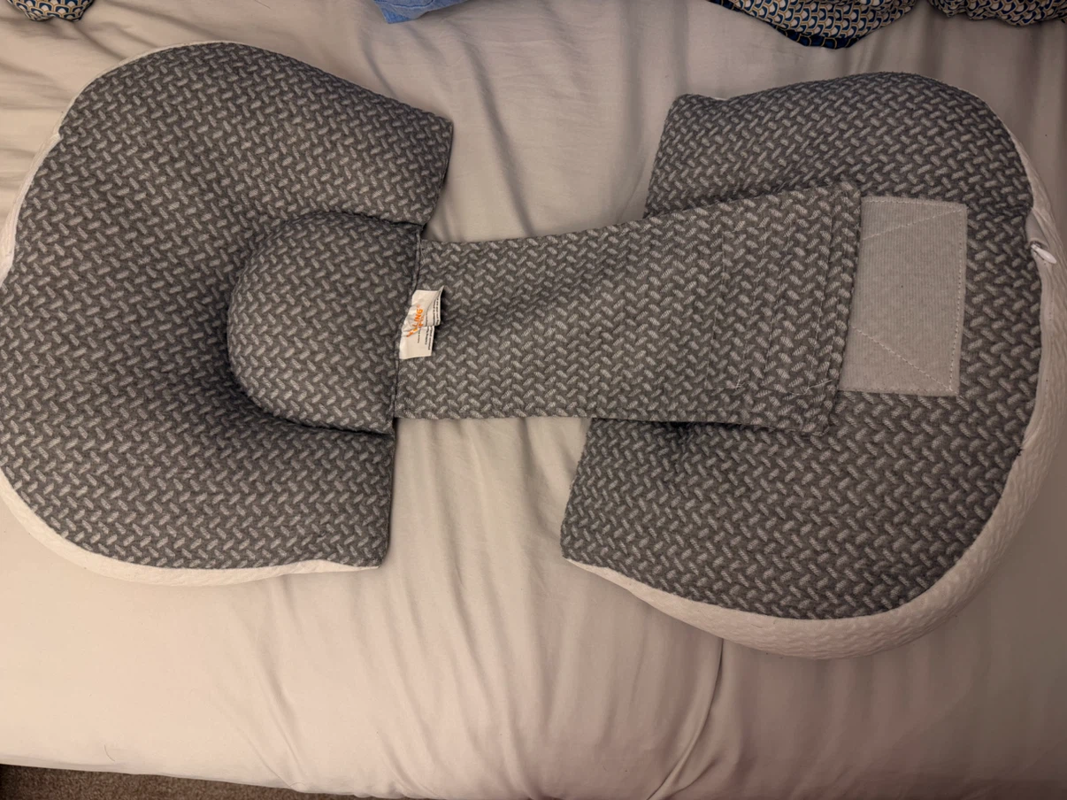 Pregnancy Pillow - photo 2