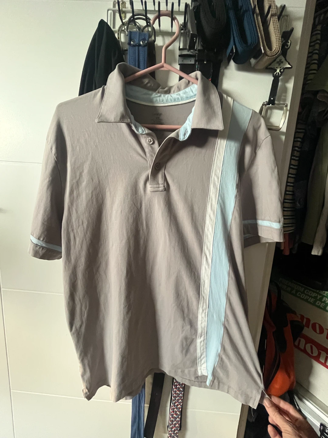 2 Short Sleeve Polo Shirts $10 - photo 3