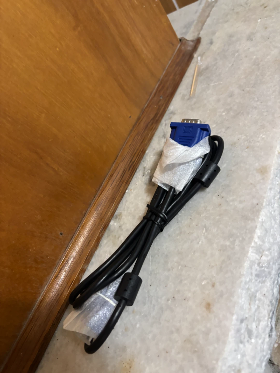 VGA Cable - photo 3