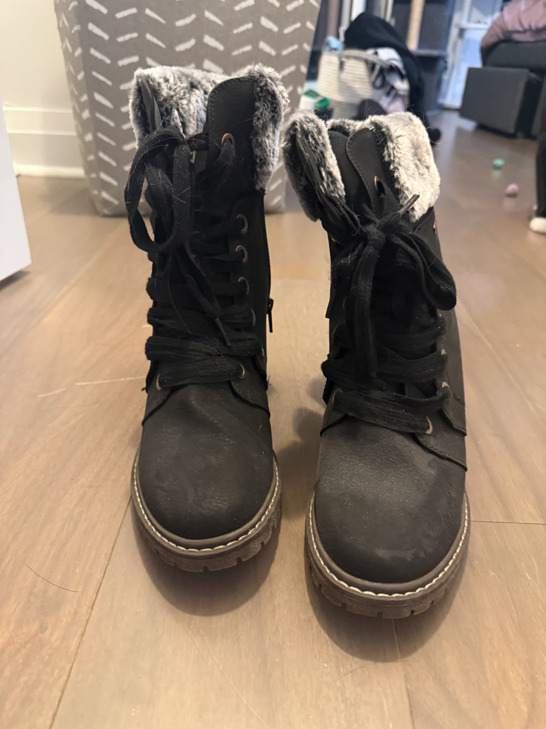 Roxy Whitley Women's Black Lace-Up Faux Fur Lined Boots - photo 5