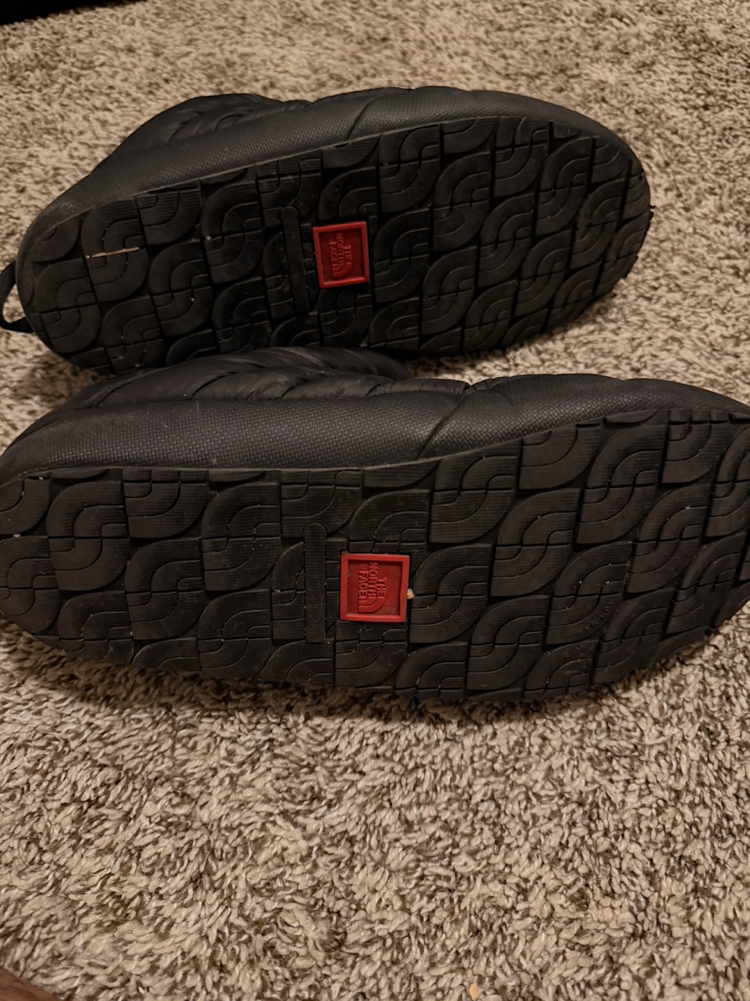 The North Face Black Padded Slippers Men's Size 9 US - photo 3
