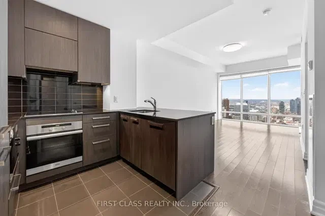 1Bed Downtown Furnished Short Term Rental Available Sept. 1