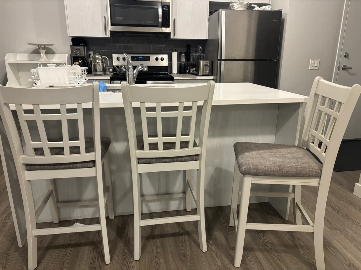 Set of 3 White Counter Stools with Grey Cushions - photo 2