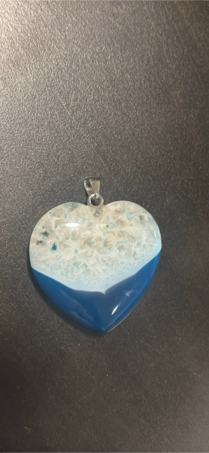 Heart Shaped Blue and White Agate Pendant