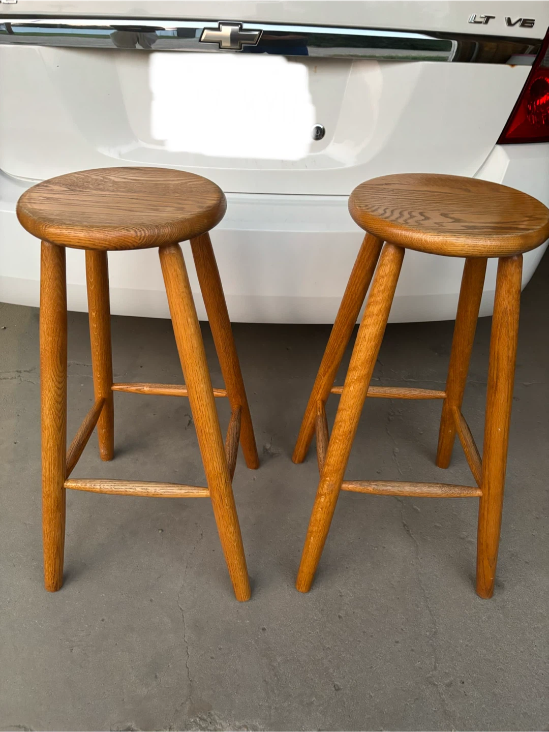 Set of 2 Wooden Bar Stools